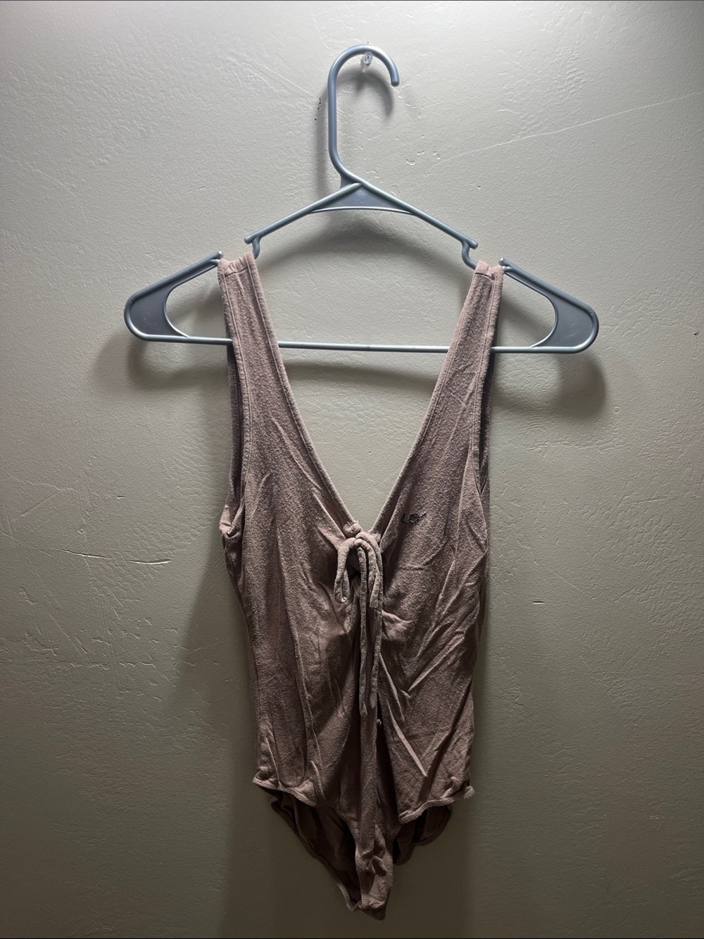Mauve Tie-Front Sleeveless V-Neck Bodysuit